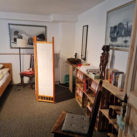 Grosses Gemuetliches Zimmer Mit Eigener Dusche Und Sauna Auf Wunsch Rheinstetten Eksteriør bilde